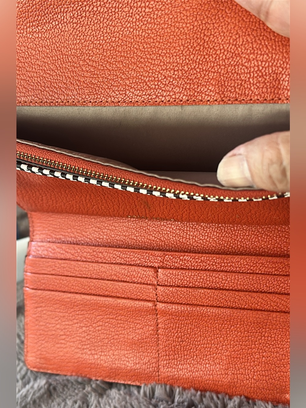 Henri Bendel orange & Gold Trifold Leather Wallet Zip Pocket 7.5" x 4" (bags26) - Picture 5 of 8
